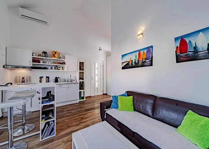 Apartament 1 Bedroom Stunning In Broce