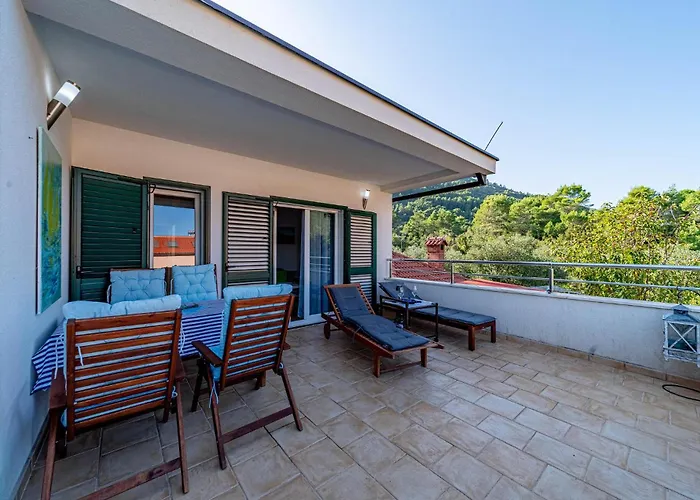 1 Bedroom Stunning In